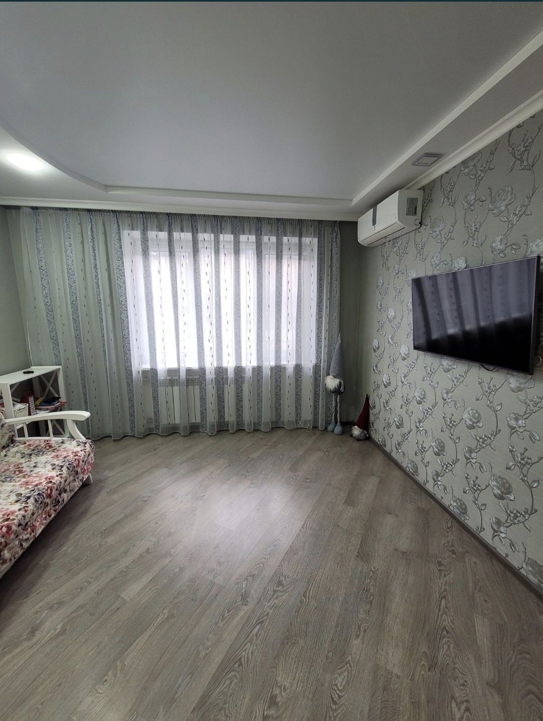 Продажа 2ой квартиры в Александровском р-не