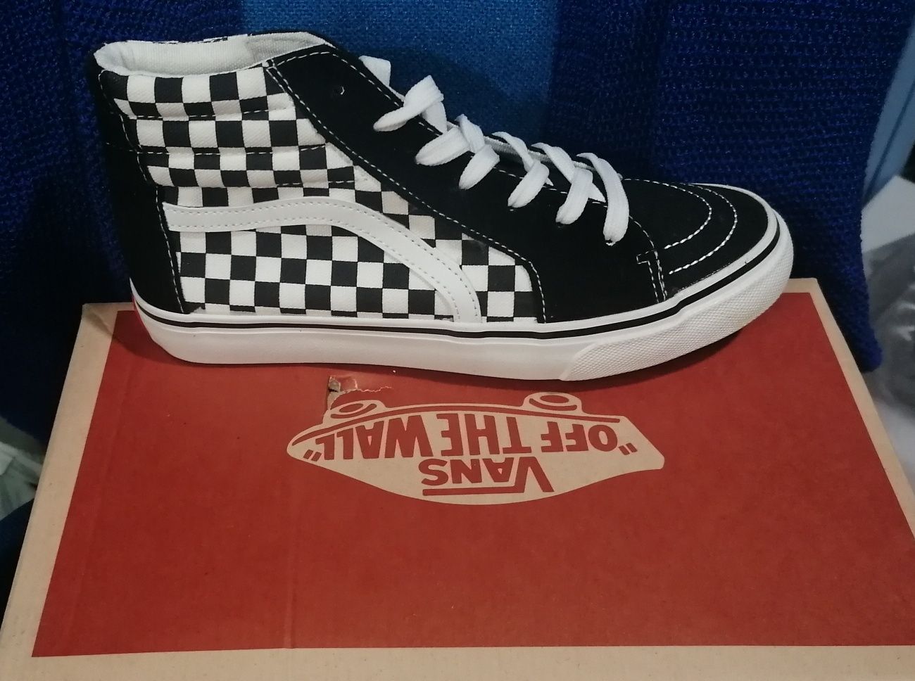 VANS  bota n40 NOVOS na Caixa