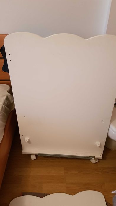 Berço (60 x 120 cm) branco + colchão (pré-natal)