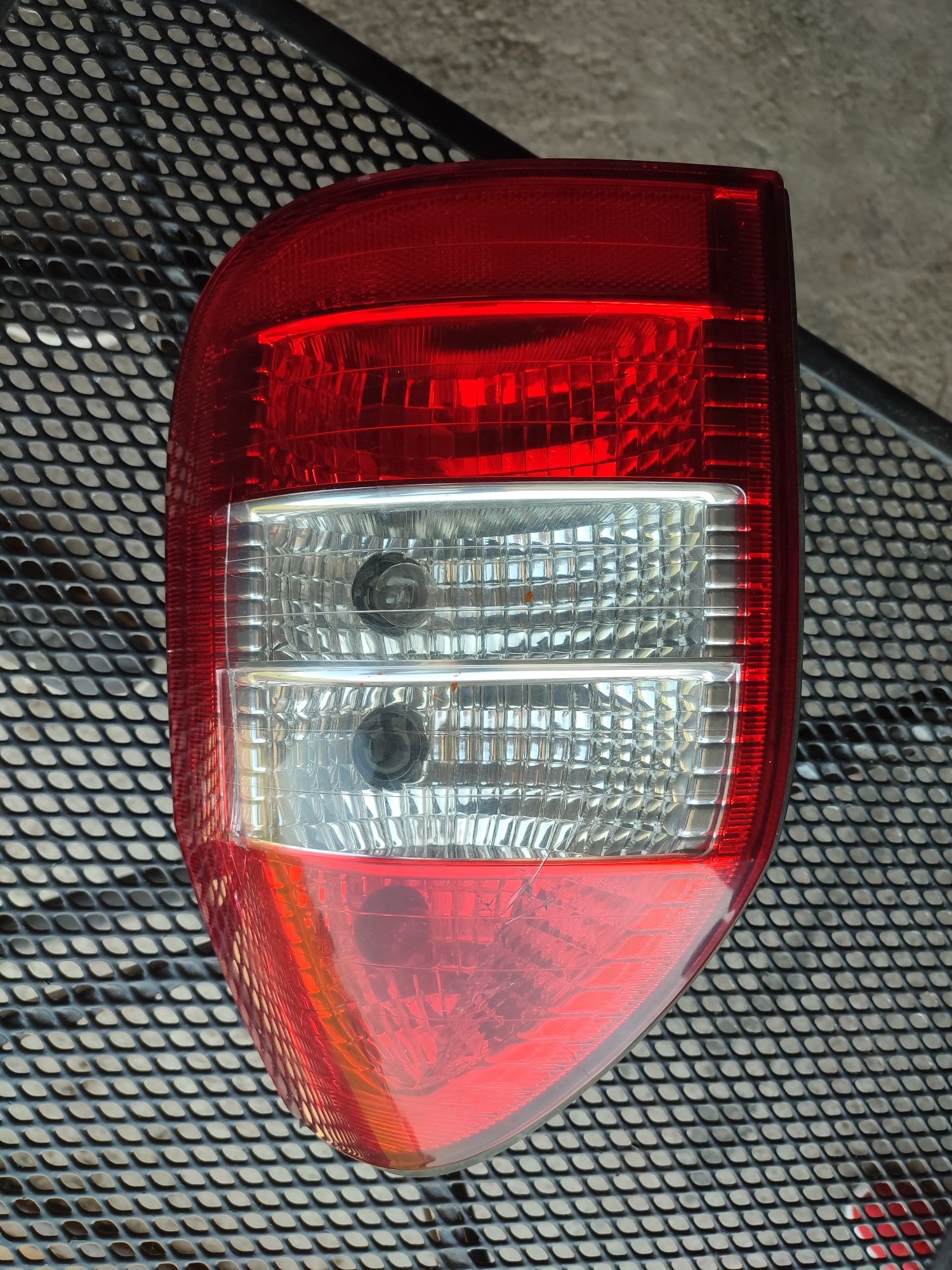 Lampa tył tylna prawa Opel Zafira A lift