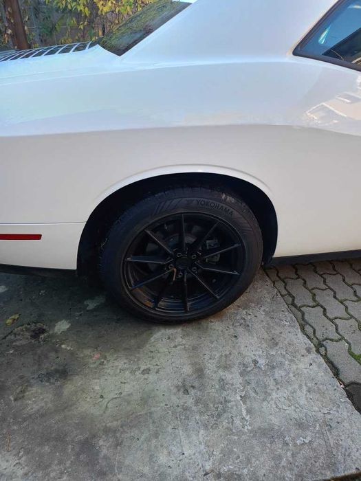 Dodge Challenger 3.6 AWD rok 2018