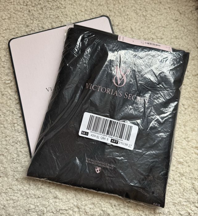 Розкішна сатинова сукня luxe satin slip dress від Victoria’s Secret вс