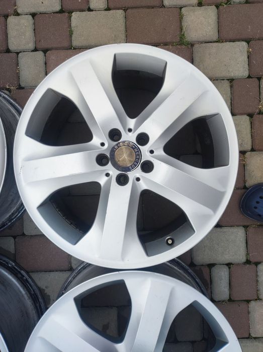 Диски Mercedes-Benz A1644015102 R19 9,5Jx19H2 ET56 ML/GL