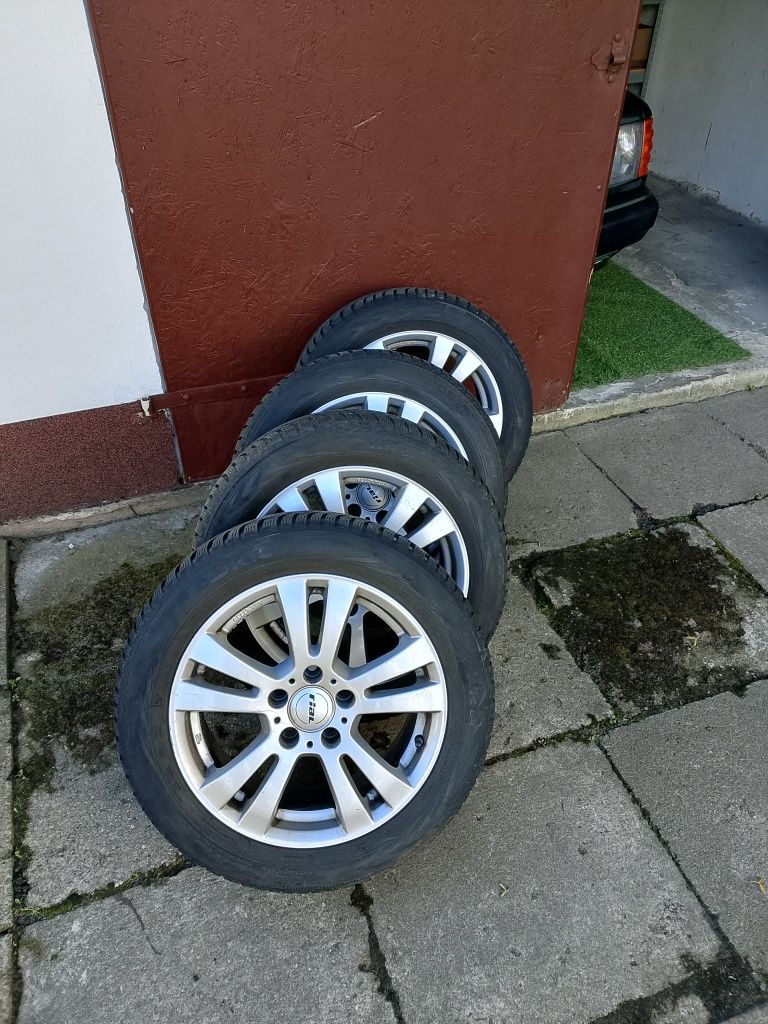 Felgi koła R16 5x112  opony NOKIAN 205/55/R16 2021 rok