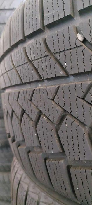 Opony zimowe 255/35/19