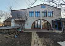 Продам дом 173кв.м в Люботине, центральная улица