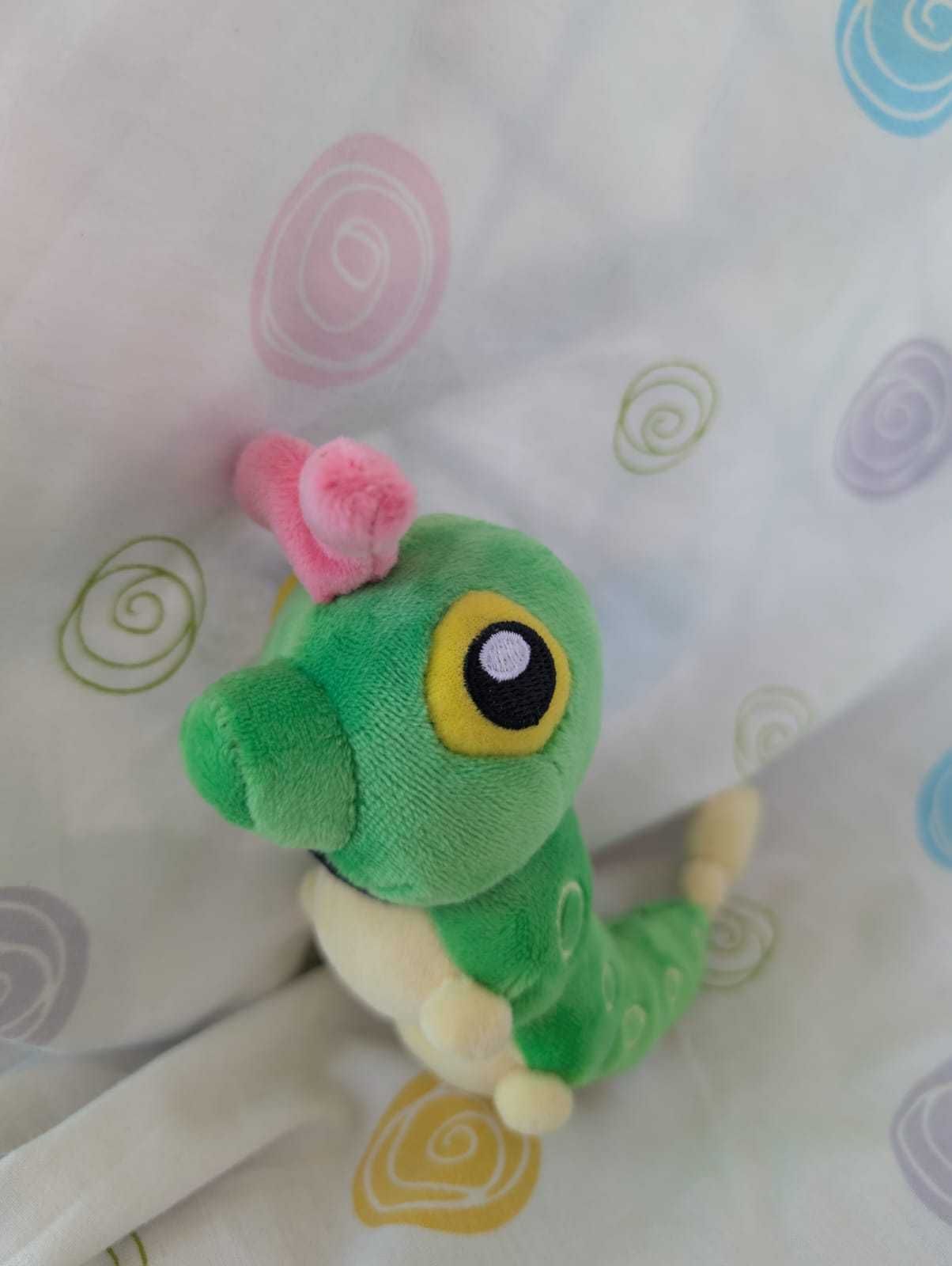 Pokémon peluche caterpie