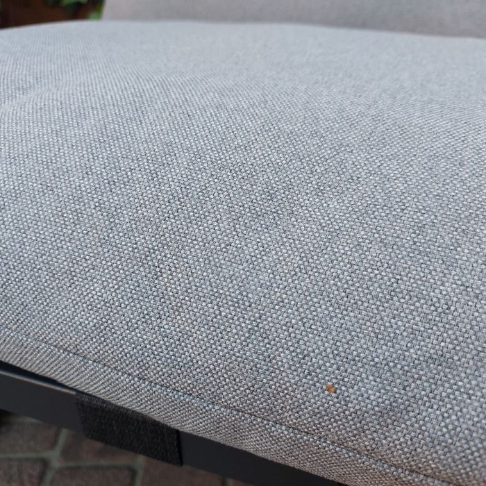 Zestaw sofa ,dwa fotele stolik.
