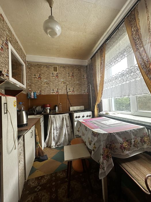 Продам 2к квартиру Е. Мельникова Antonina