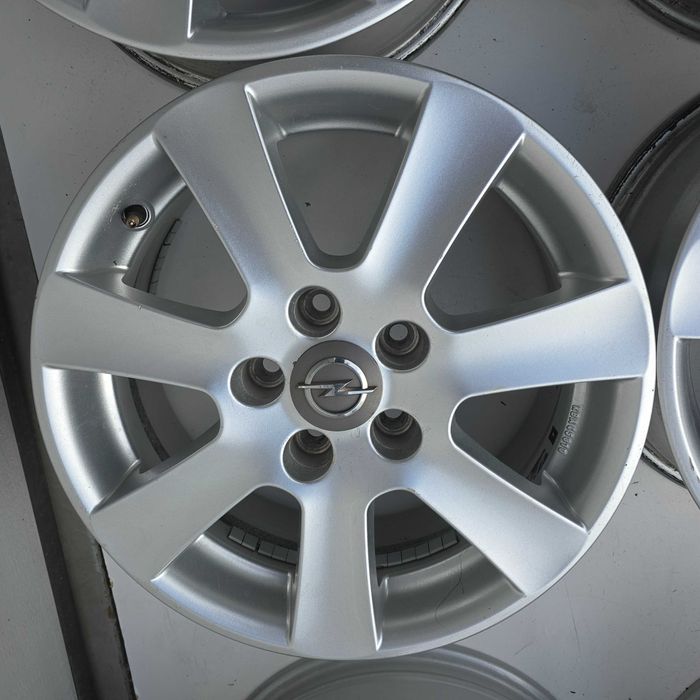 Alufelgi OPEL ASTRA III ZAFIRA A MERIVA VECTRA 5x110 16'' ET40 7.0 4sz