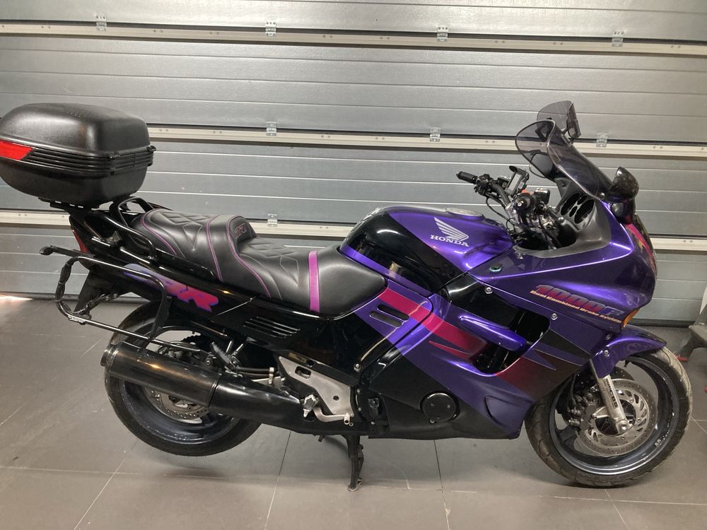 Honda CBR 1000F