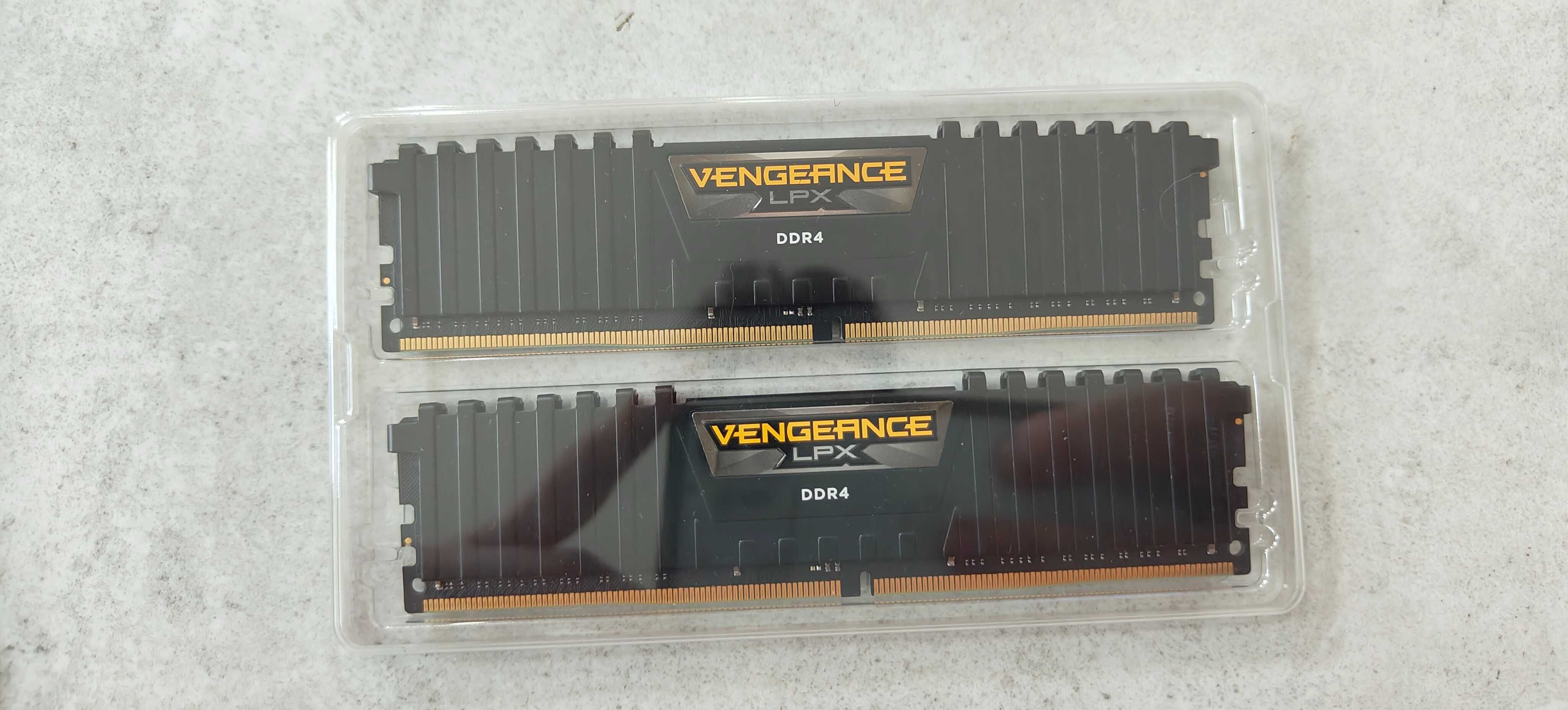 Pamięć RAM Corsair Vengeance 32GB (2x16GB) 3200MHz CL16 – DDR4