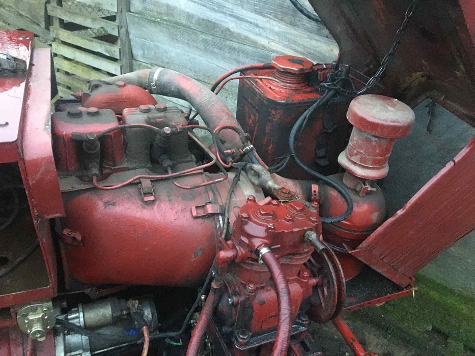 Продам Трактор т25