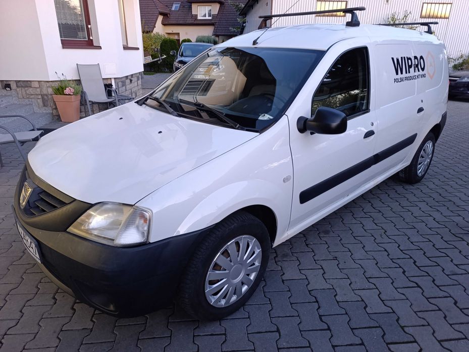 DACIA  LOGAN  1,6  Benzyna    2012 ROK