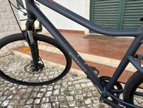 Bicicleta Trekking RIVERSIDE 500