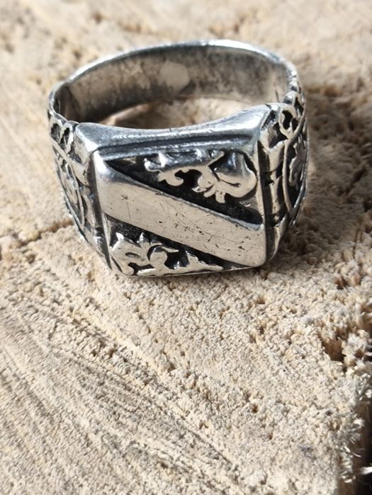 Srebrny męski sygnet . Vintage