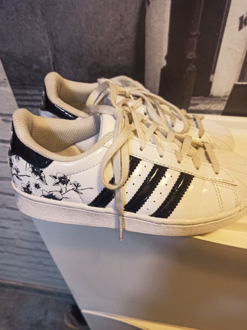 Buty adidasa superstar 31,5