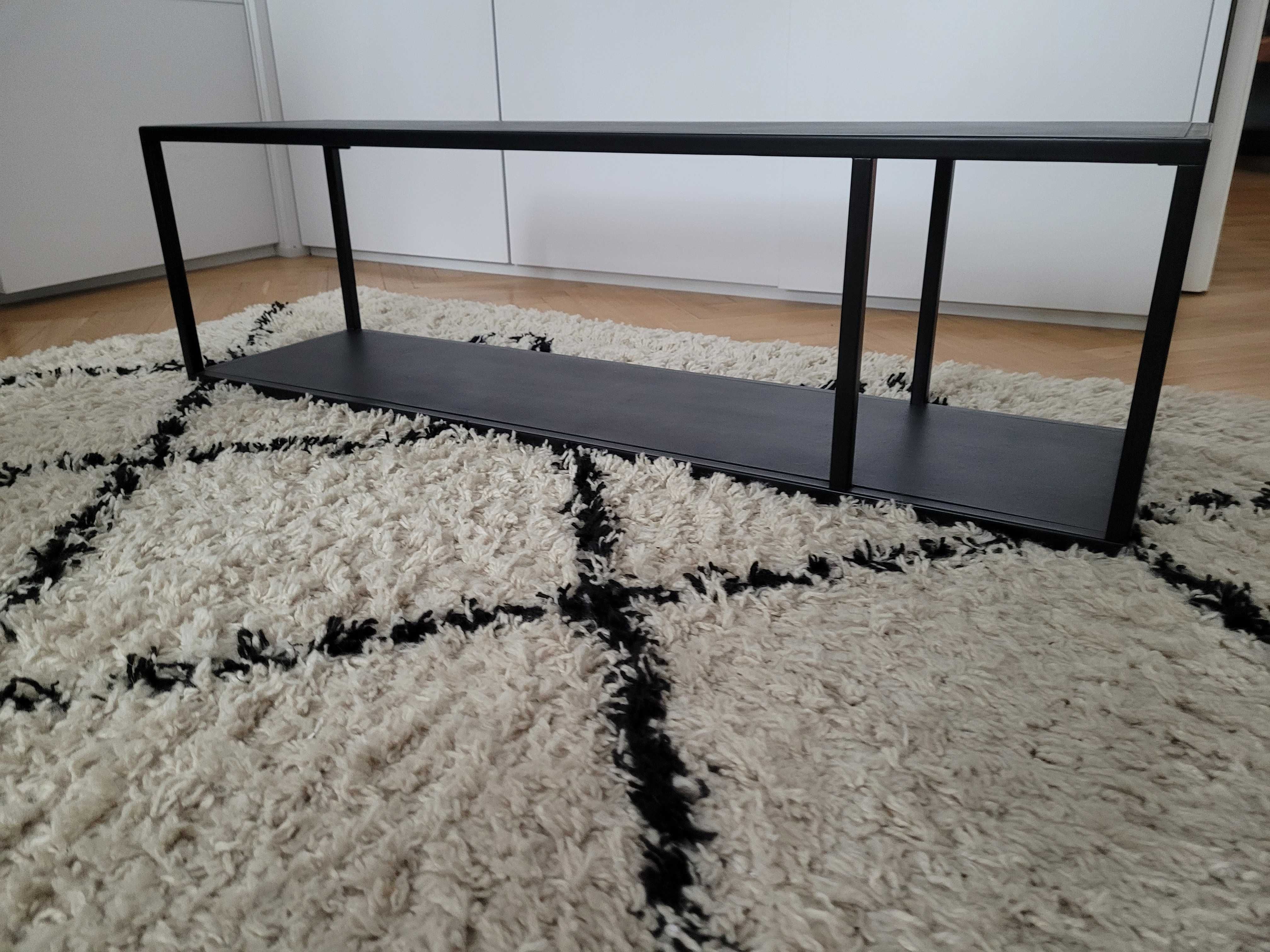 Nowa metalowa półka