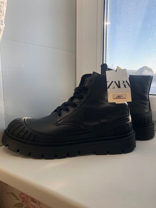 Продам новые мужские ботинки