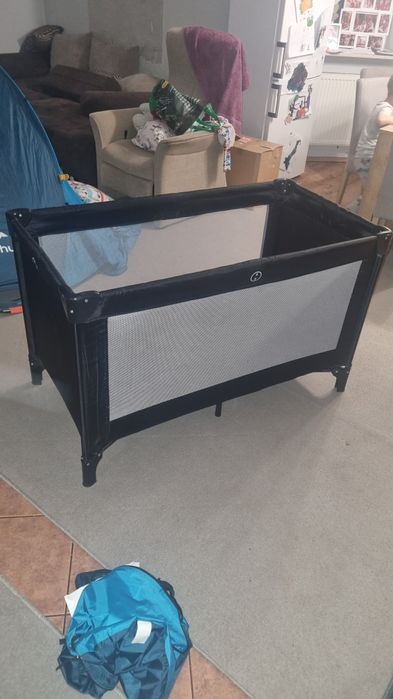 Turystyczne łóżeczko dziecięce