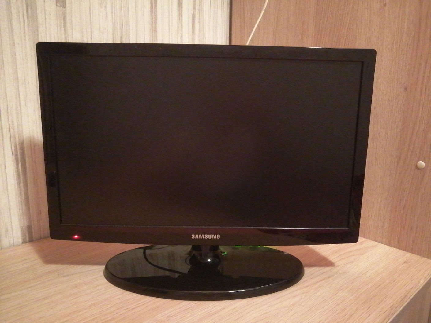 Телевизор  Samsung