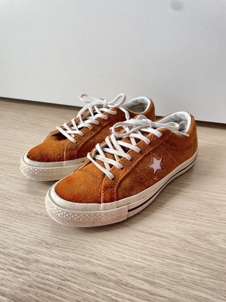 converse one star zamszowe buty