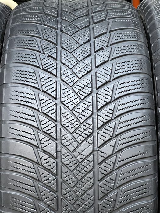 Шины зимние 255/50/R18 Bridgestone Blizzak LM-001