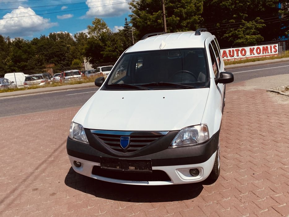 Sprzedam dacie logan rok 2008 poj 1.4 przeb 168 tys klimatyzacja