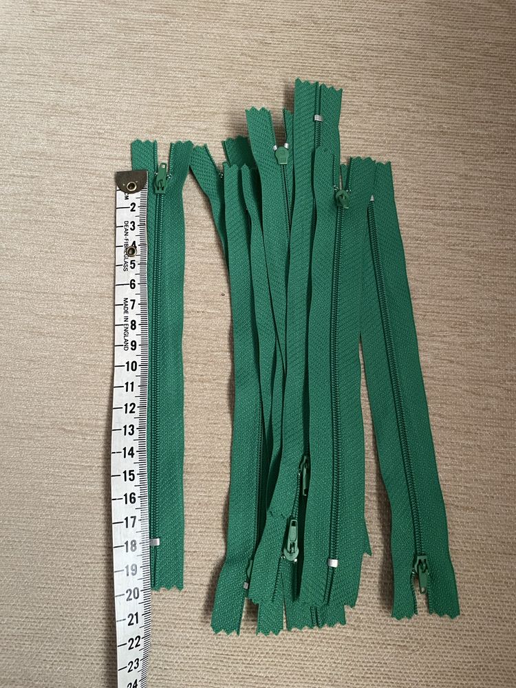 Fechos Eclair 18 cm, varias cores NOVO