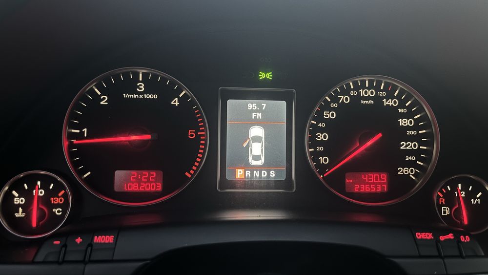 Продам Audi A4 avant 2.5TDI v6 2004