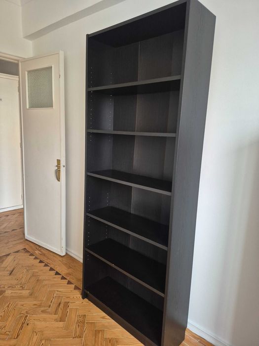 Estante preta IKEA BILLY