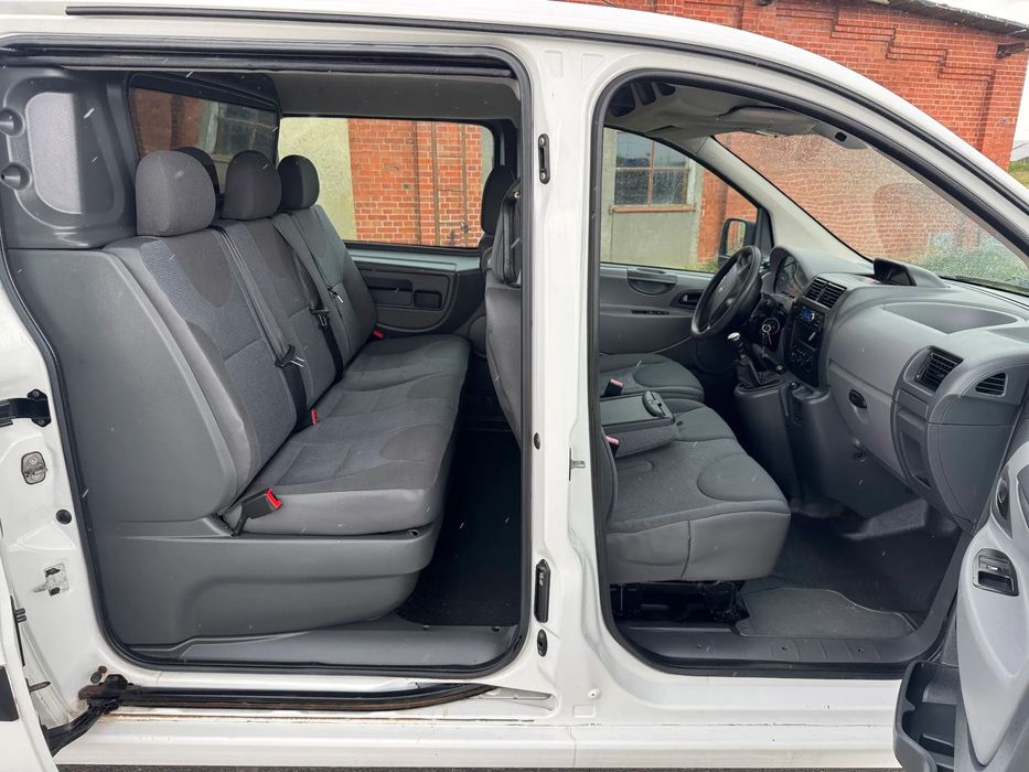 Peugeot EXPERT LONG DŁUGI 6 OSÓB  2009. 1.6D SPRAWNA kLIMA Długi Long 6 osób 23% brutto zarejestrowany