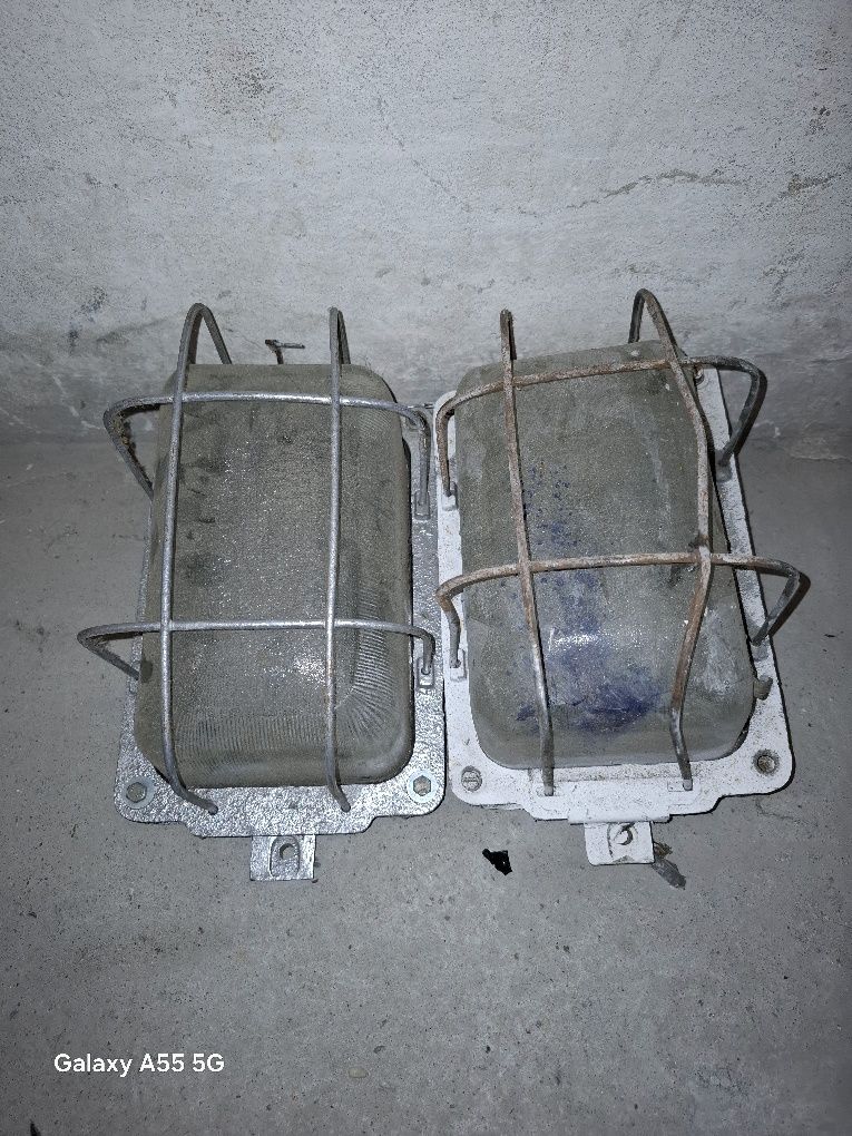 Lampa kanałowa  żeliwo