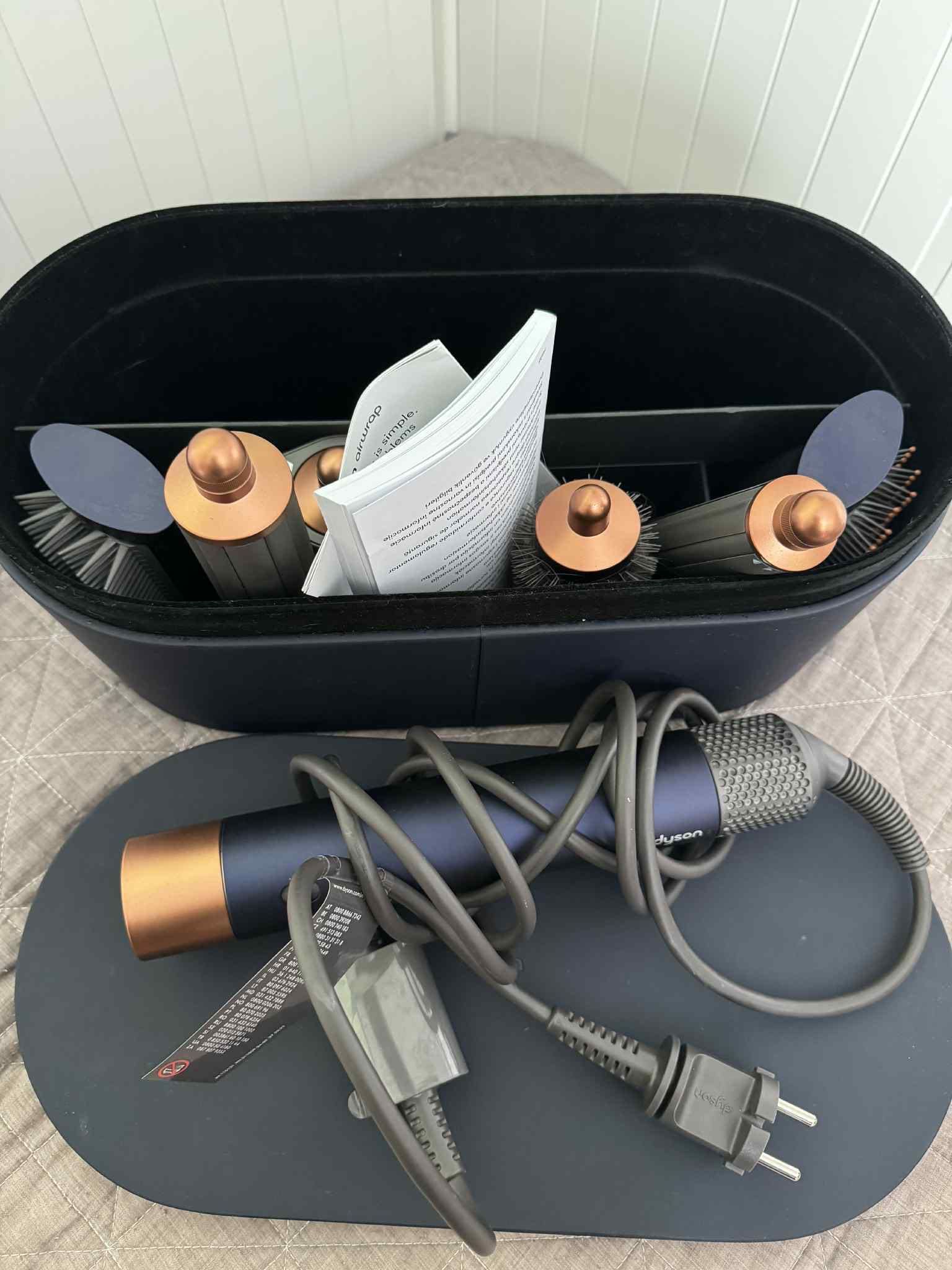 Dyson Airwrap jak nowy, 5 końcówek