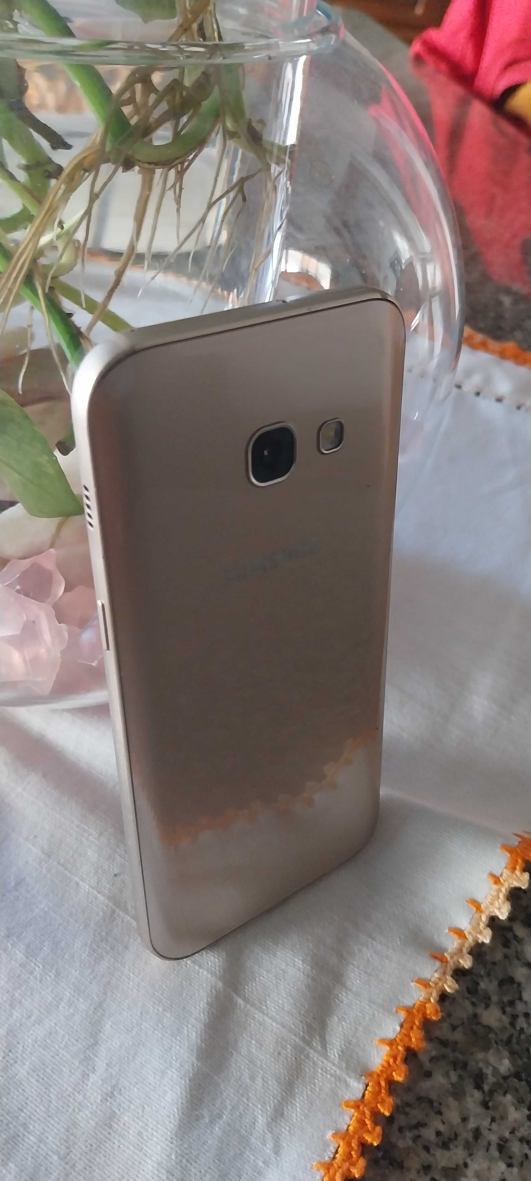Samsung Galaxy A3 (SM-A300M) - Dual Sim gold