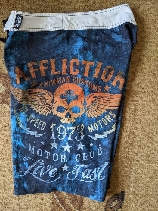 Affliction шорты