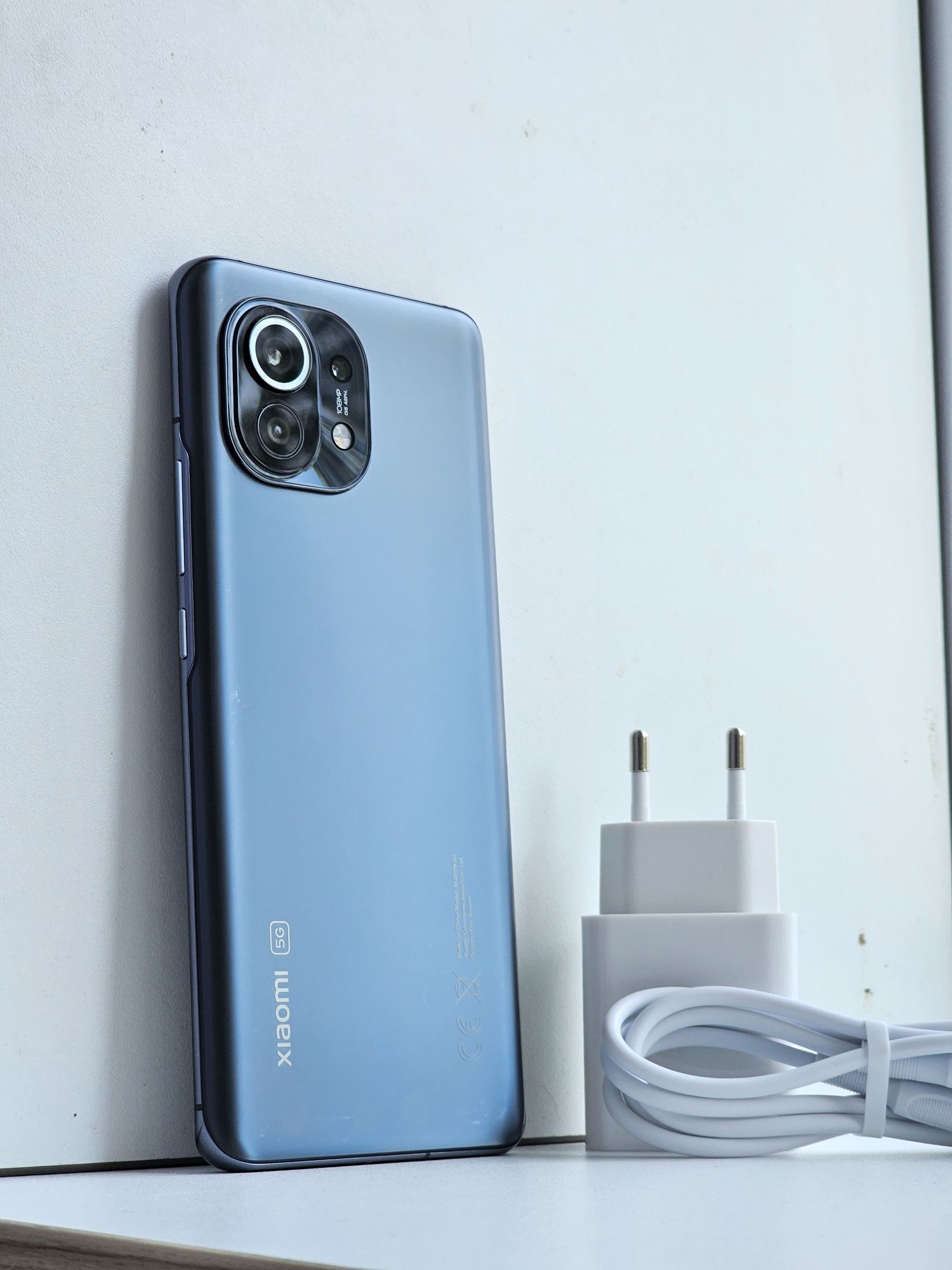 Xiaomi mi 11 8/256 gb стан відмінний