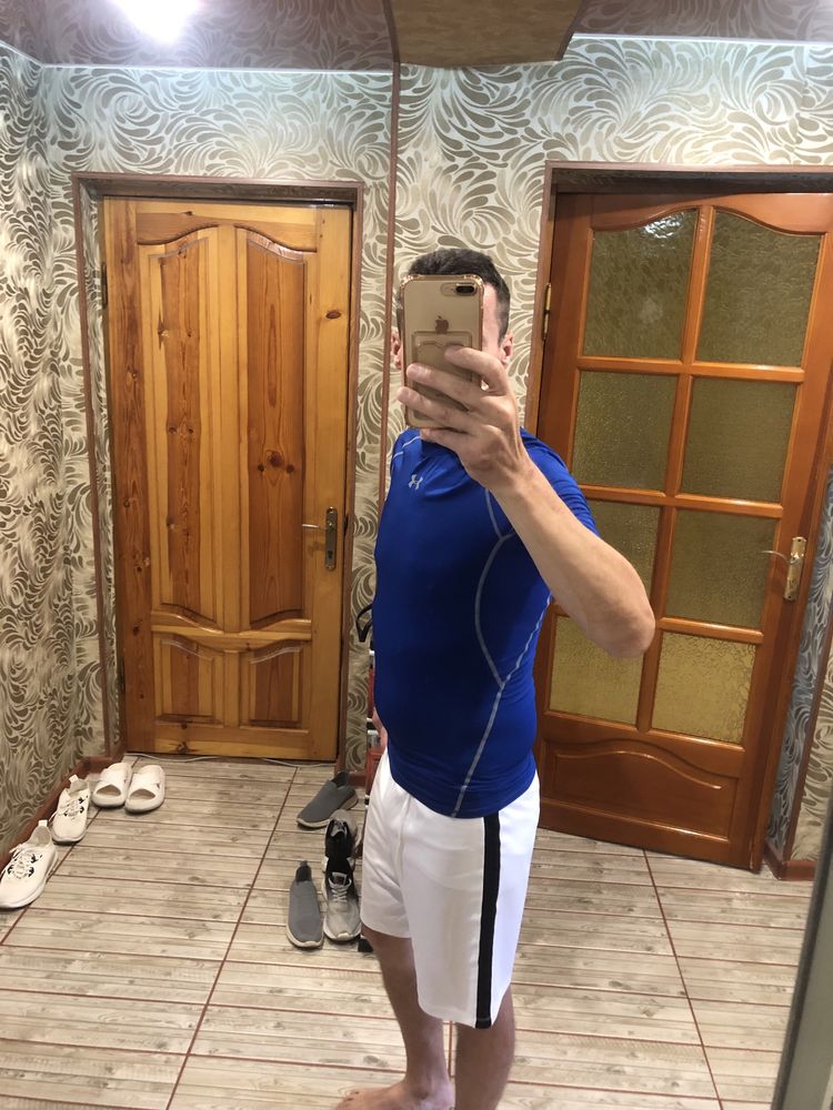 Компрессионная, термо футболка Under Armour