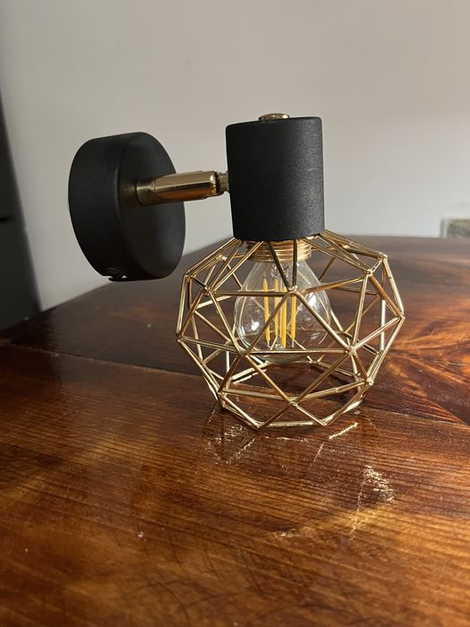 ACROBAT Lampa Kinkiet, Czarna, Klosz Złoty