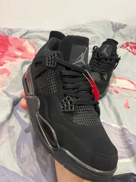 "Buty damskie Trampki"  Jordan 4 Retro Black cat rozmiar 44