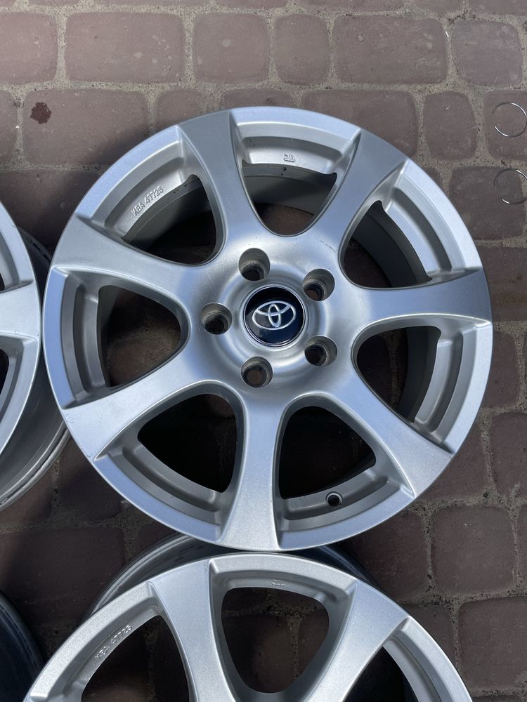 FELGI ALUMINIOWE Toyota 7" x 16" x 5x114,3 x 67,1 x ET 42