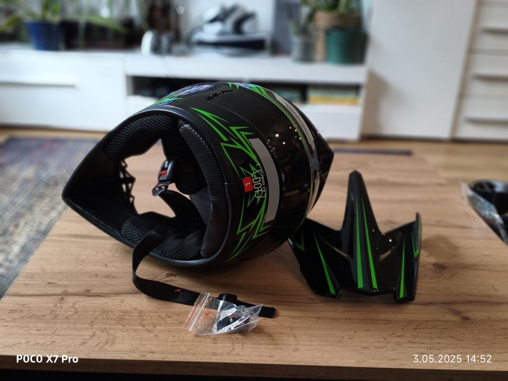 Kask młodzieżowy, hulajnoga, rower, deskorolka NOWY