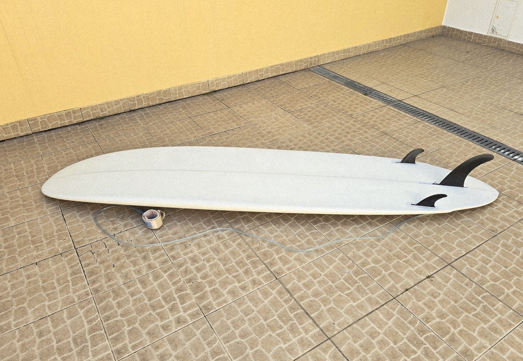 Surfboard size 8 with all included