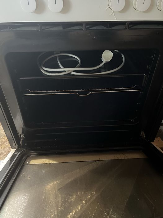 Вбудована духова шафа Siemens + варильна поверхня Siemens