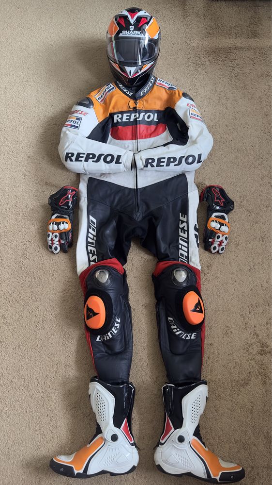 Мотокомбинезон Dainese, Repsol.