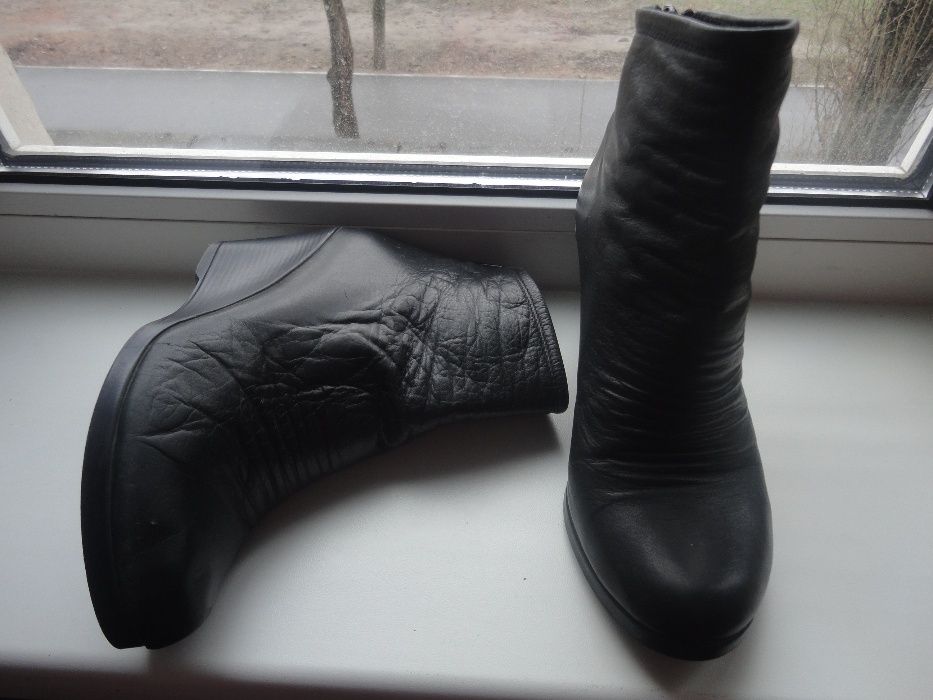 Сапоги/полусапоги деми, р. 37-ст. 24см.