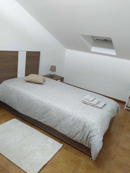 Apartamento mobilado T2+2 para arrendar, na praia do Ouro Pataias