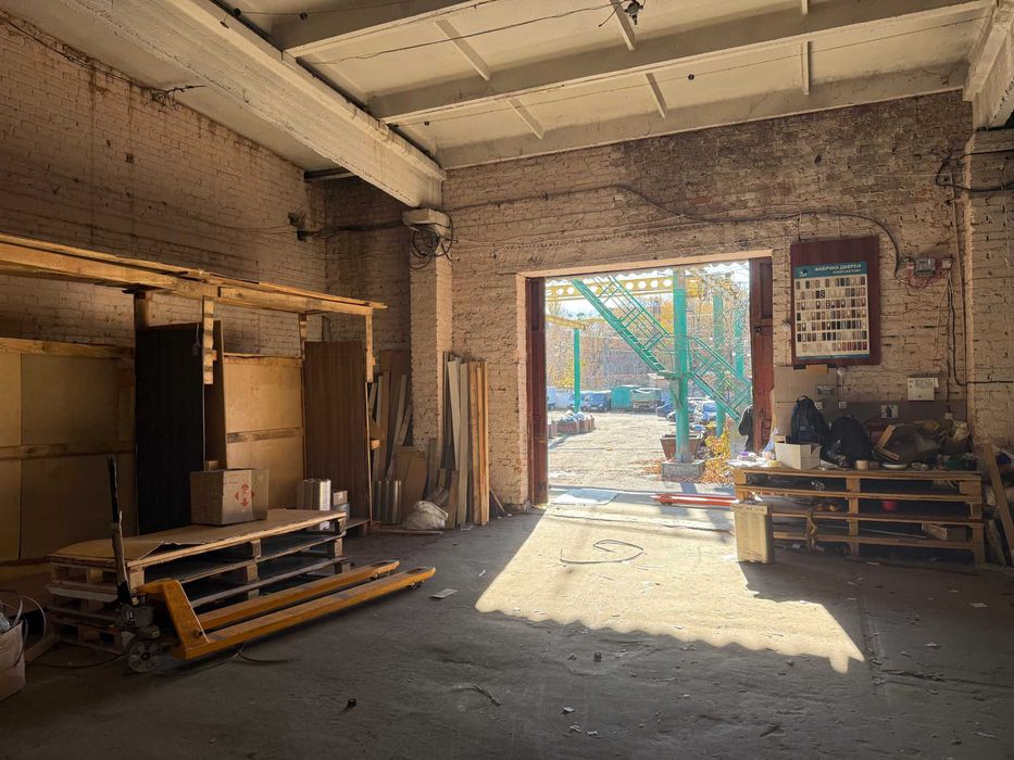 Склад 600 м² з рампою, охороною та відеонаглядом. Вінниця