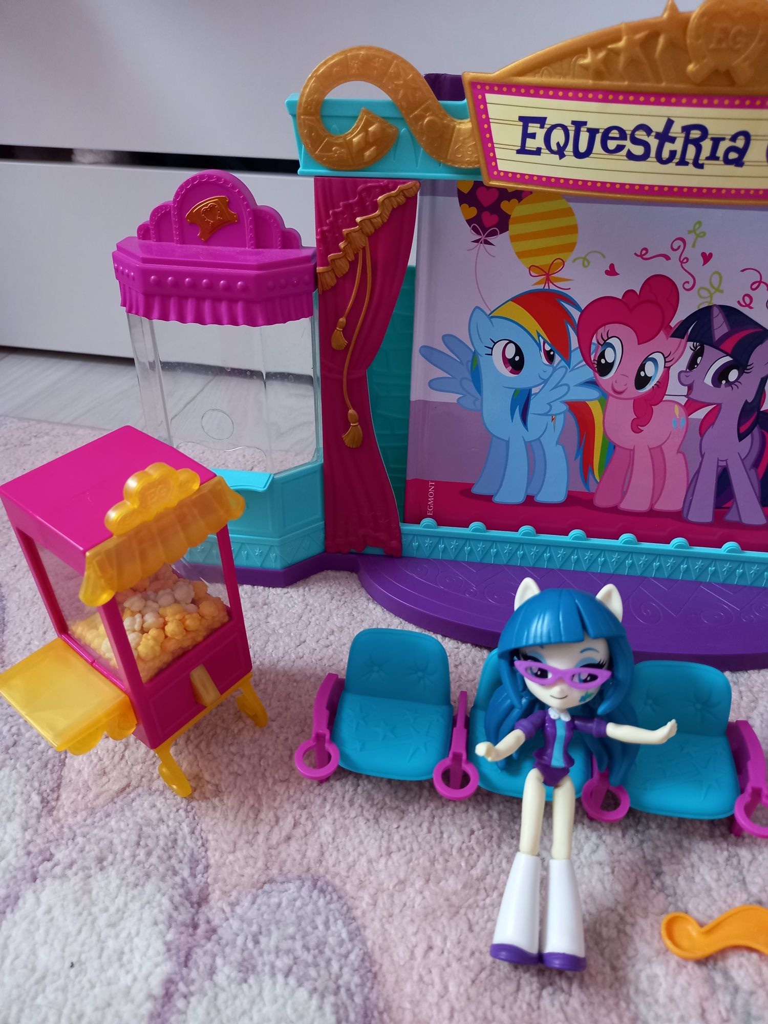 Zestaw kino lalka my little pony