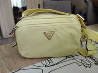 Torebka listonoszka Guess , limonka